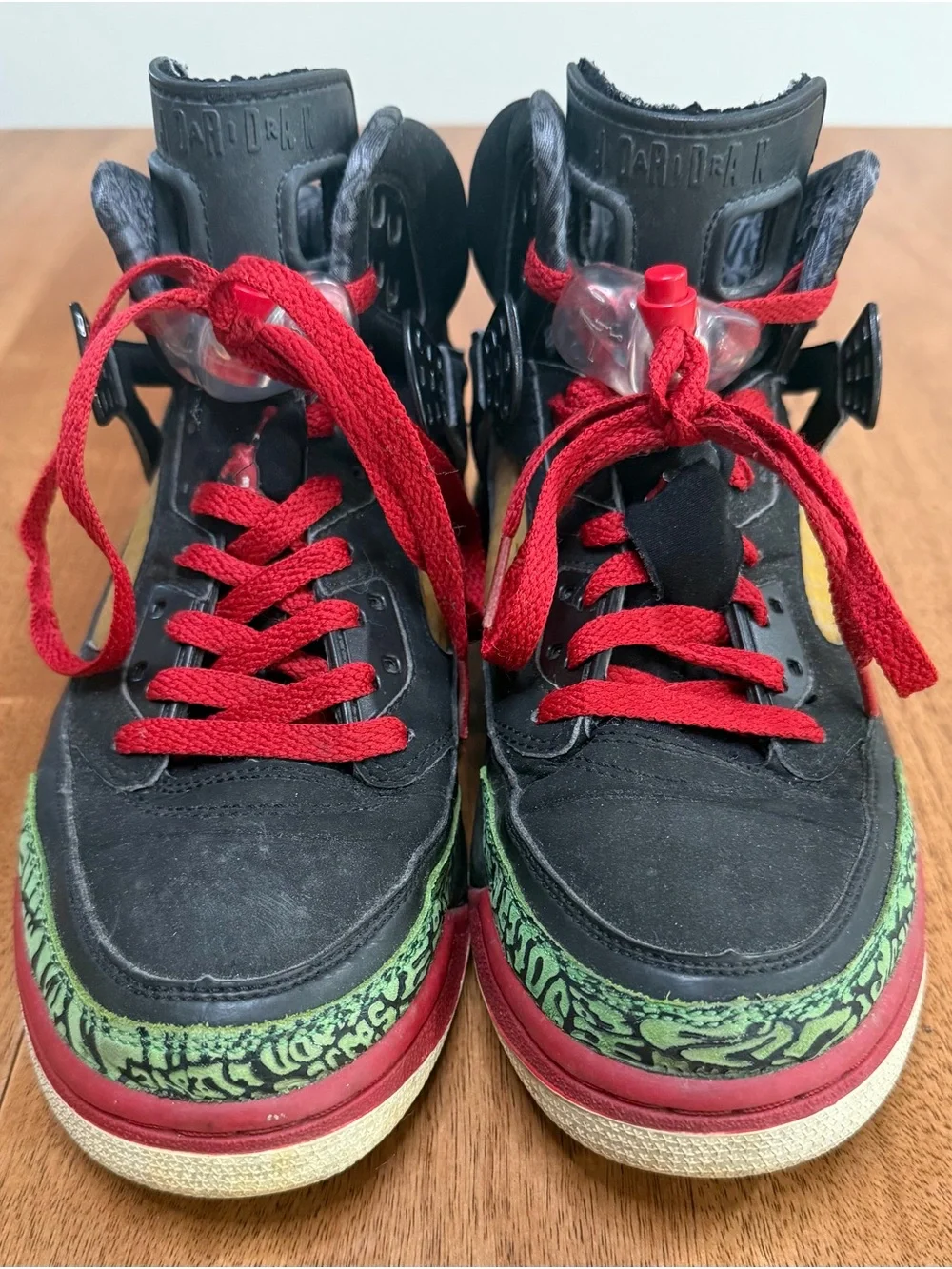 Jordan - Spizike Varsity Men’s Sneakers | Black, Red & Green | Size 7.5